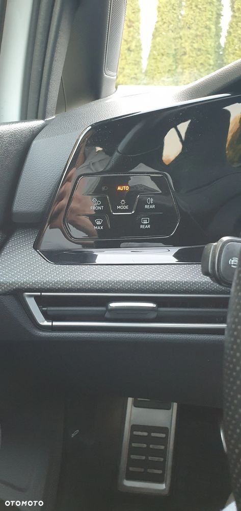 Volkswagen Golf 1.5 TSI EVO R-Line - 25