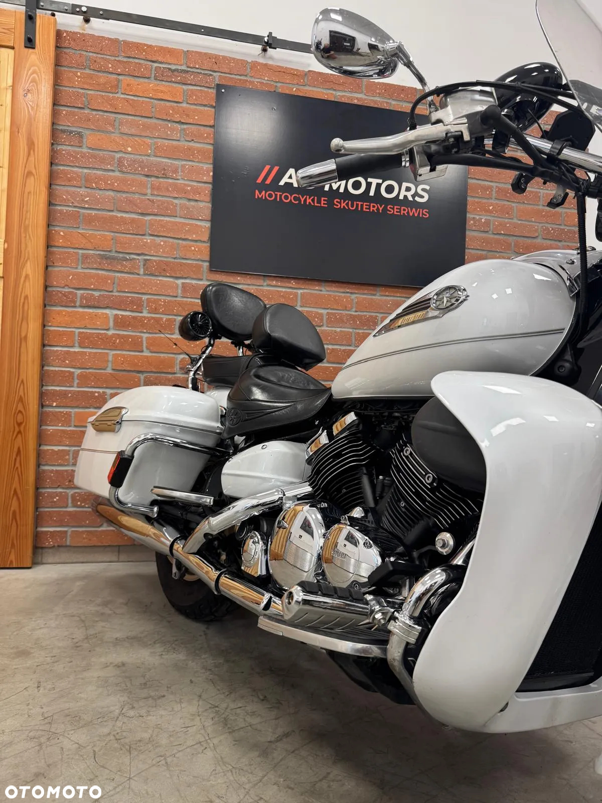 Yamaha XVZ - 7