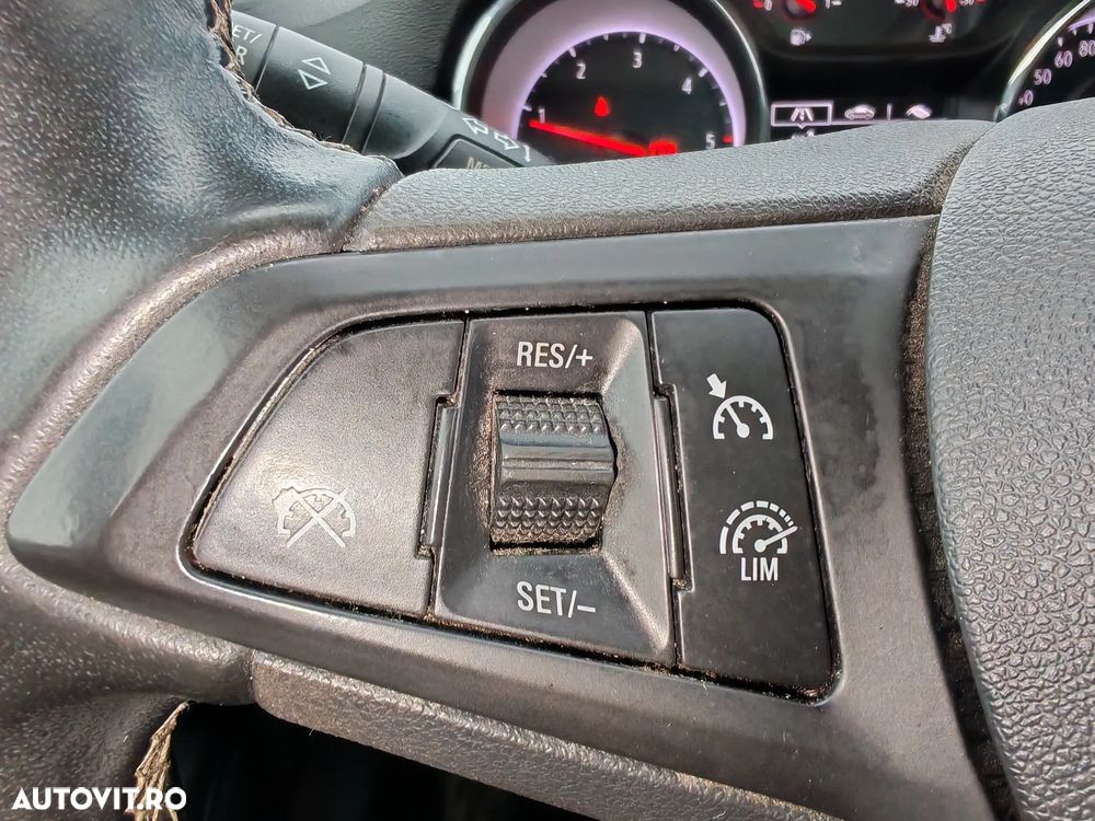 Opel Astra 1.6 CDTI DPF ecoFLEX Start/Stop ENERGY - 20