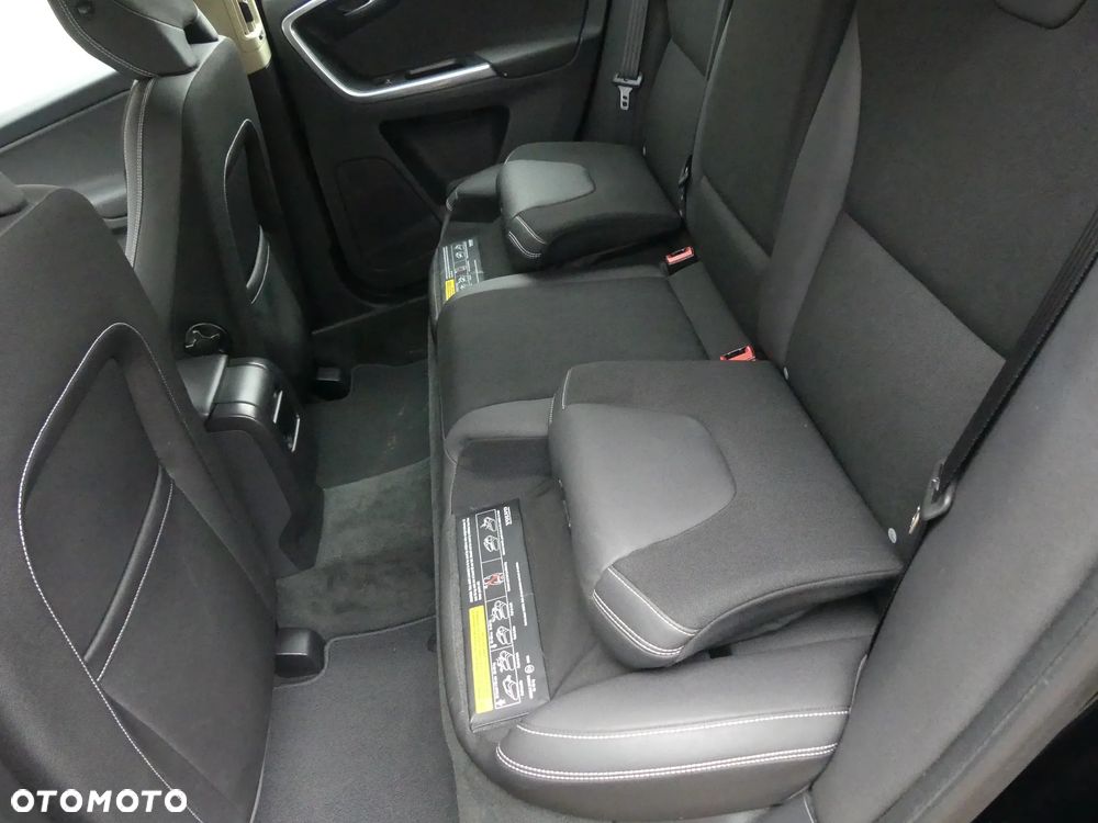 Volvo XC 60 D3 Edition Pro - 17