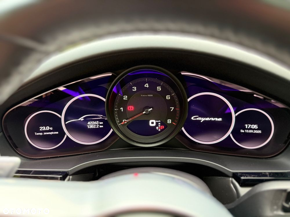 Porsche Cayenne Coupe Platinum Edition - 6