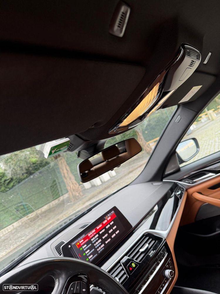 BMW 530 e iPerformance Line Sport - 32