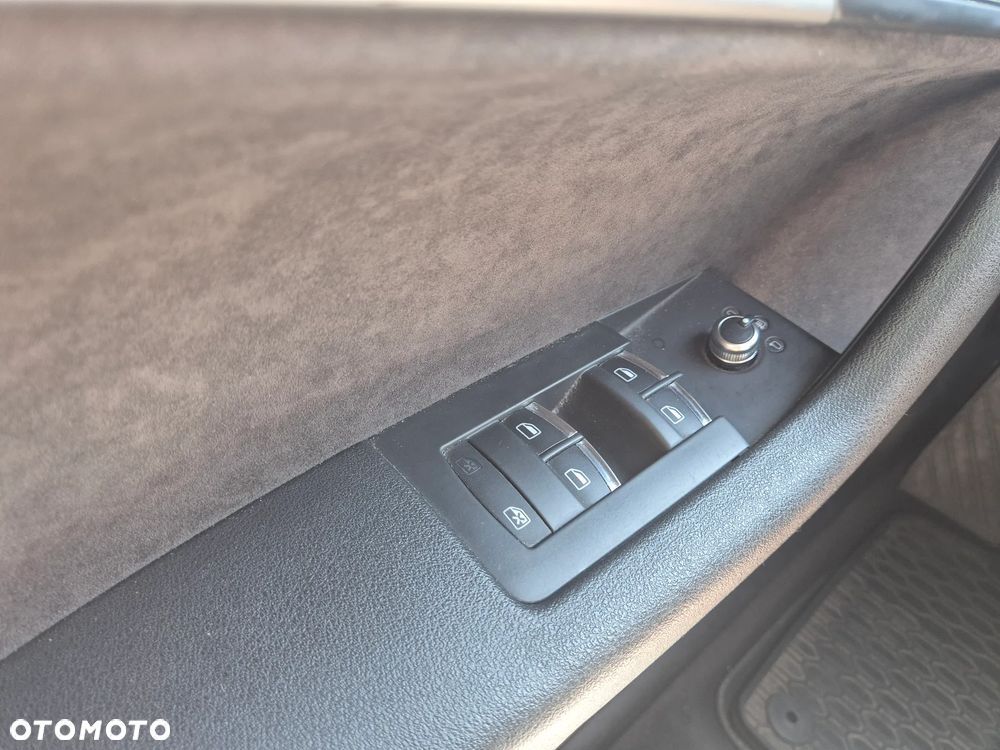 Audi A3 Sportback 2.0 TDI DPF Ambition - 14