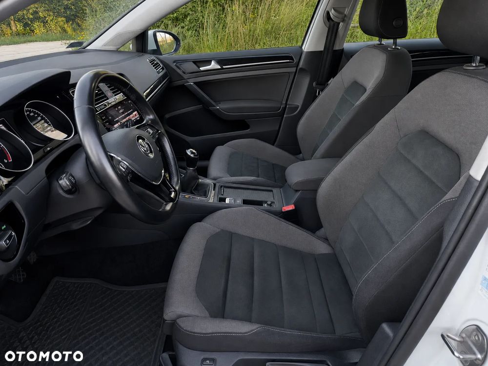 Volkswagen Golf 2.0 TDI BMT Highline - 11