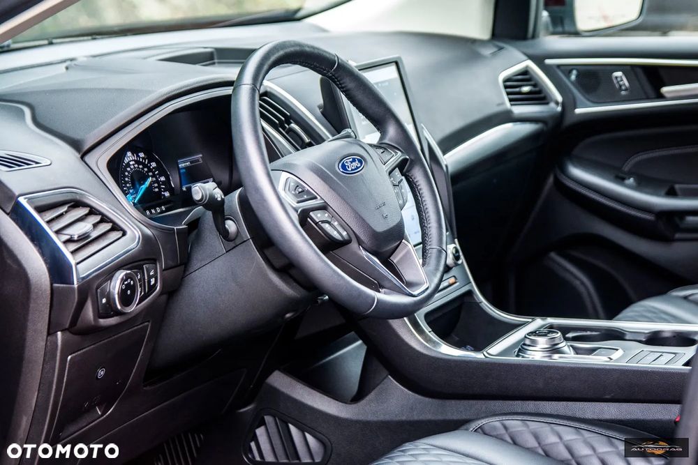 Ford Edge - 32