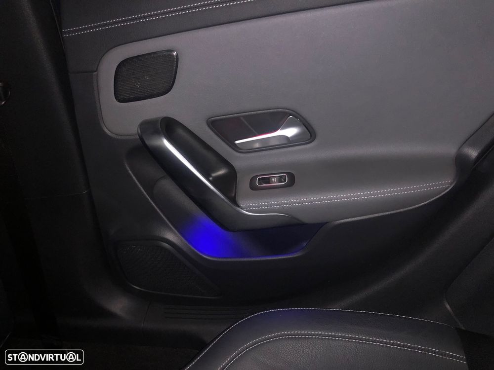 Mercedes-Benz A 250 e AMG Line - 31