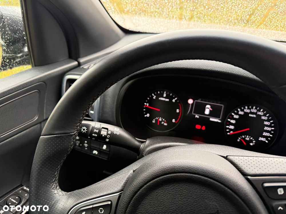 Kia Sportage 2,0 CRDI 2WD ISG Spirit - 18