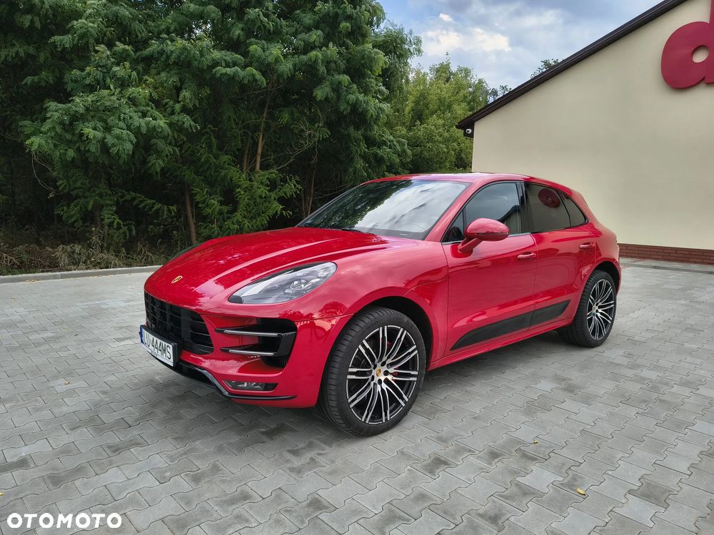 Porsche Macan Turbo - 1