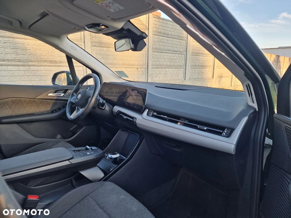 BMW Seria 2 218i Active Tourer - 11