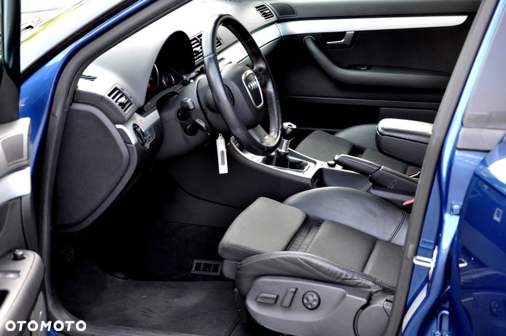 Audi A4 Avant - 23