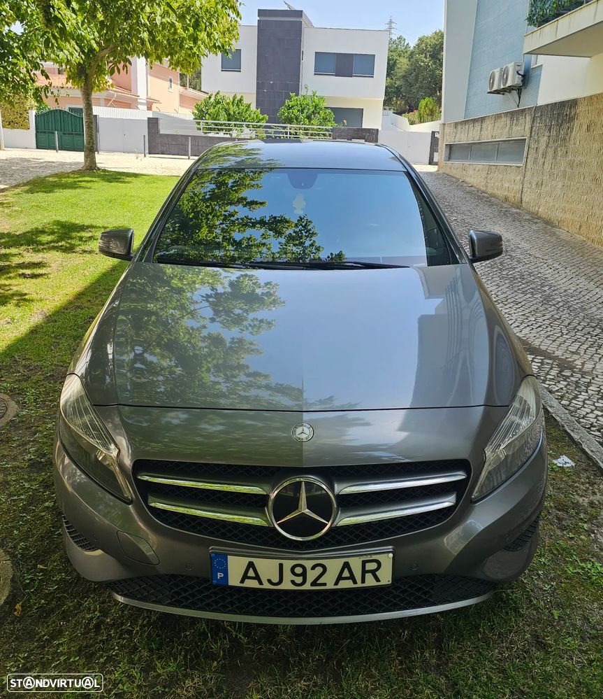 Mercedes-Benz A 180 CDI 7G-DCT 2Style - 4