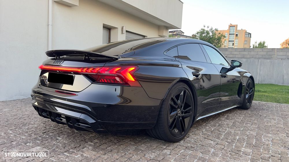 Audi e-tron GT quattro - 10