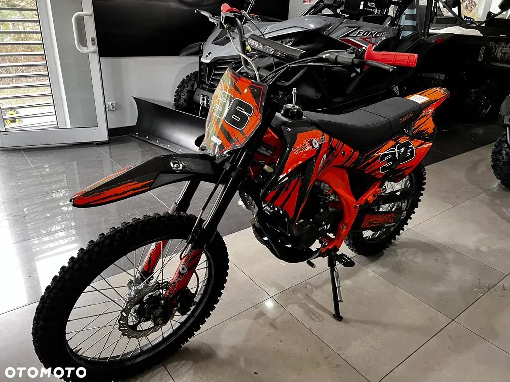 Diabolini Inny - 18