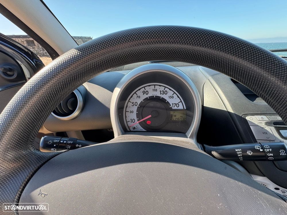 Peugeot 107 1.0 Black&Silver - 9