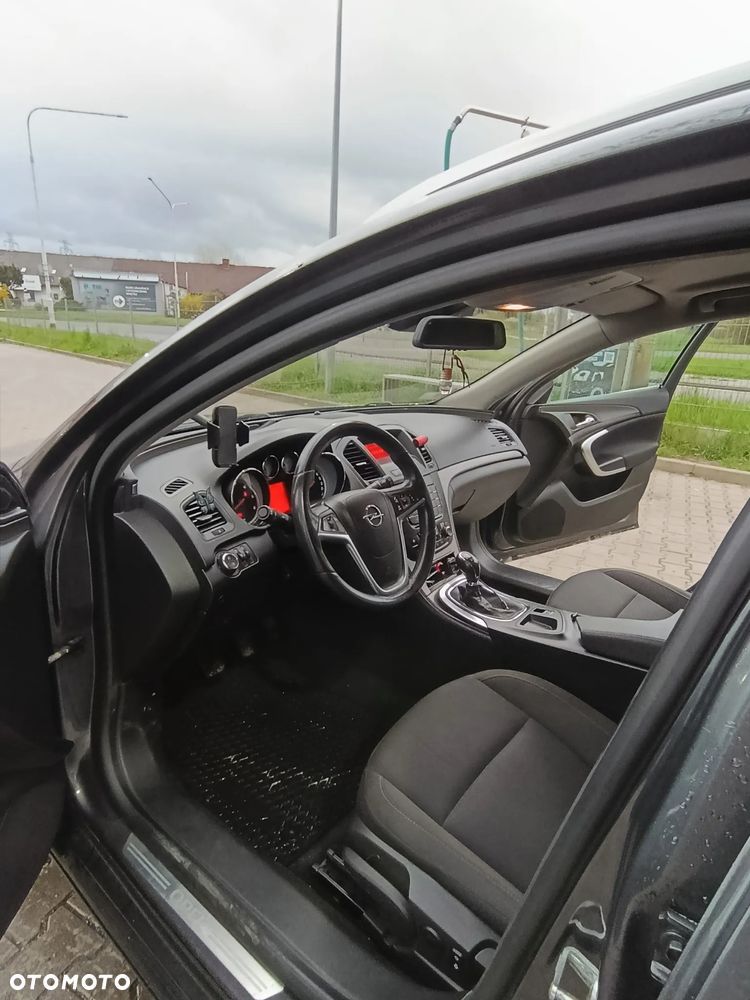 Opel Insignia - 12