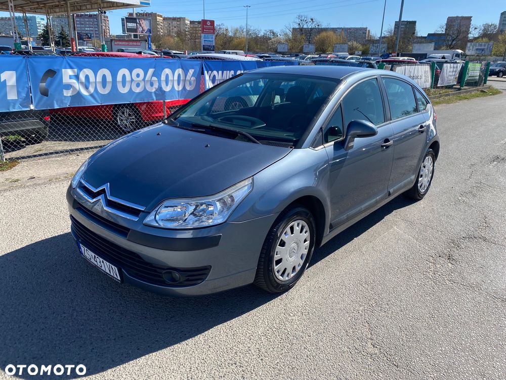 Citroën C4 1.6 16V Confort - 18