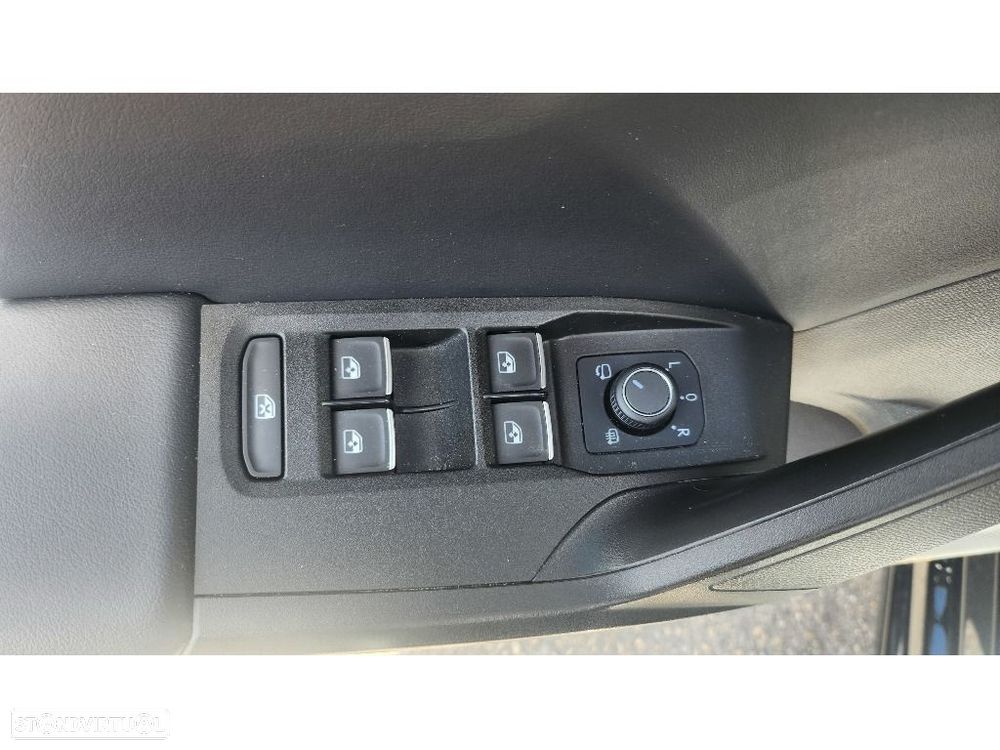 SEAT Leon ST 2.0 TDI FR DSG - 6