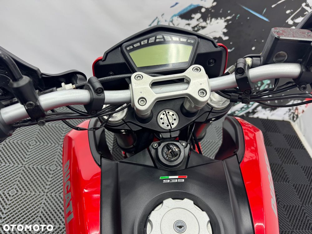 Ducati Hypermotard - 29