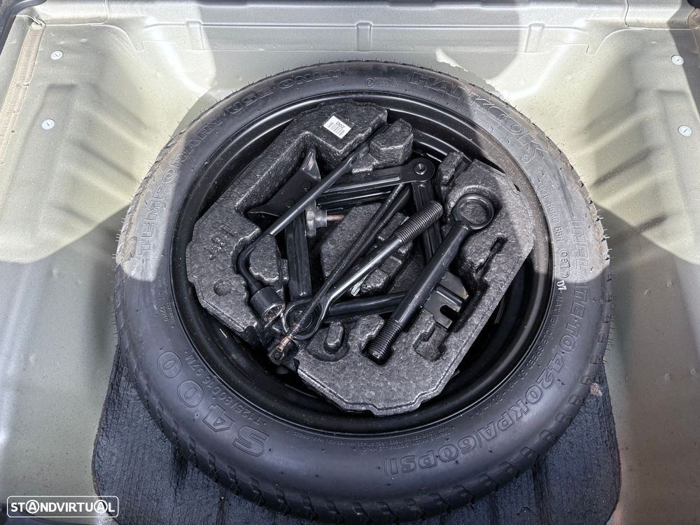 Kia Niro 1.6 GDi HEV Tech - 29