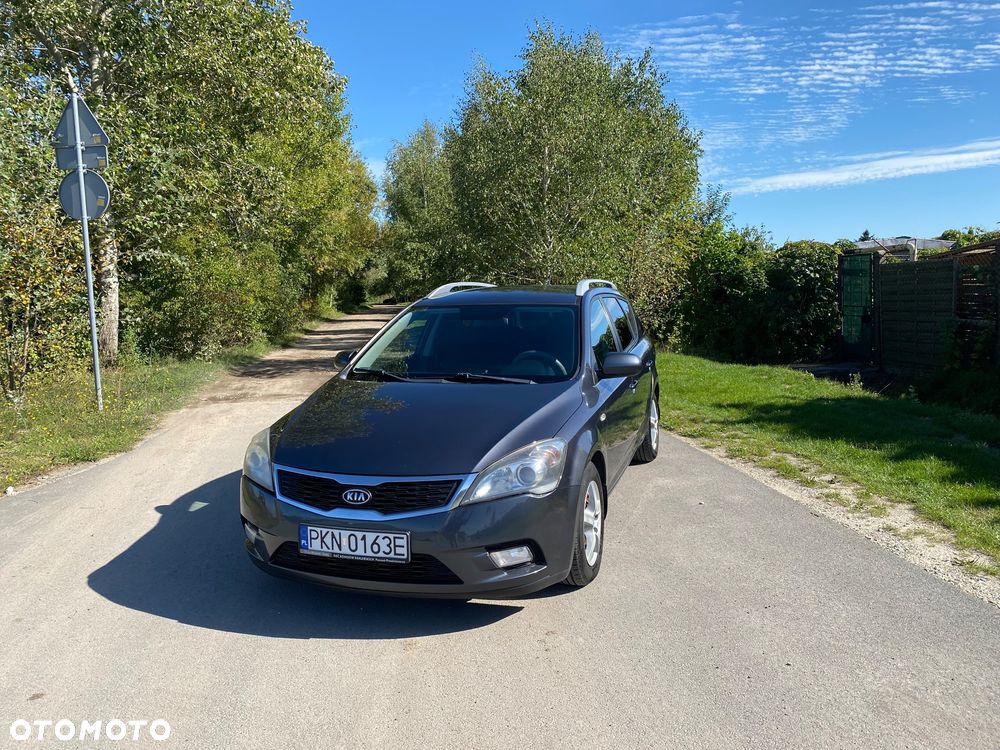 Kia Ceed Cee'd 1.6 Crdi Comfort - 1