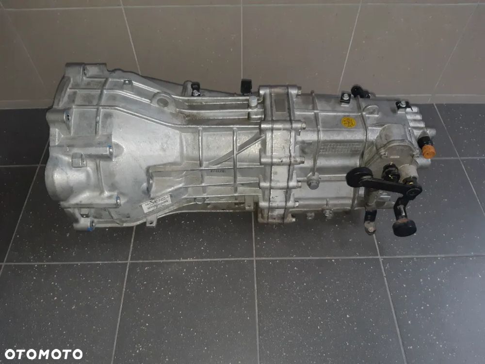 Skrzynia Biegów HYUNDAI H350 2.5 43000-59001 T45S6 - 2