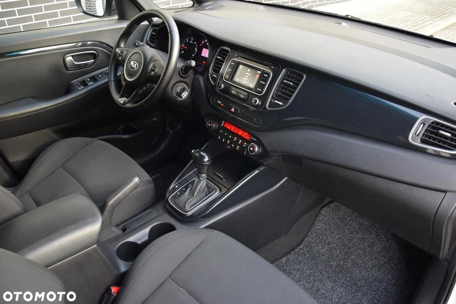 Kia Carens 1.7 CRDi 141 ISG Dream-Team Edition - 13