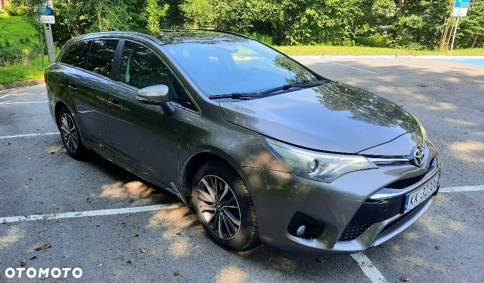 Toyota Avensis 2.0 D-4D Active Business - 2