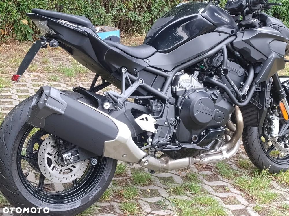 Kawasaki H2 - 5