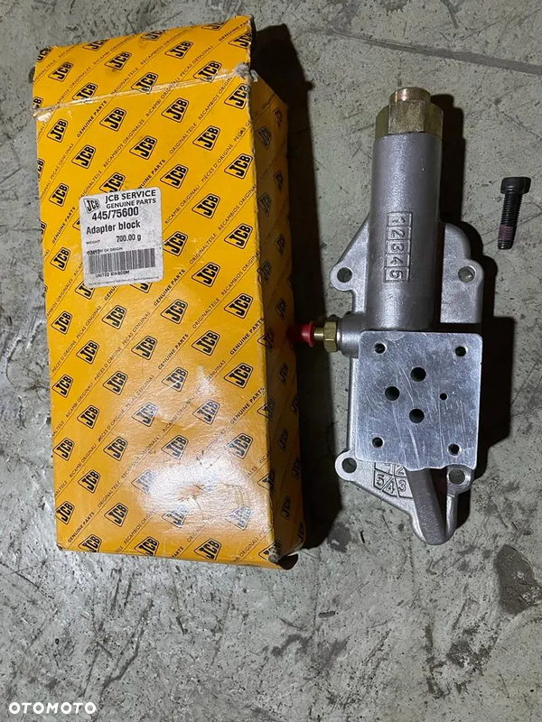 JCB adapter block 44575600