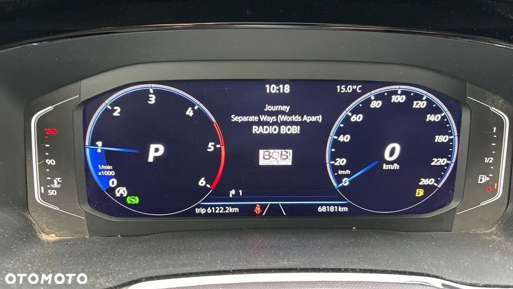 Volkswagen Touran 2.0 TDI SCR DSG Highline - 3