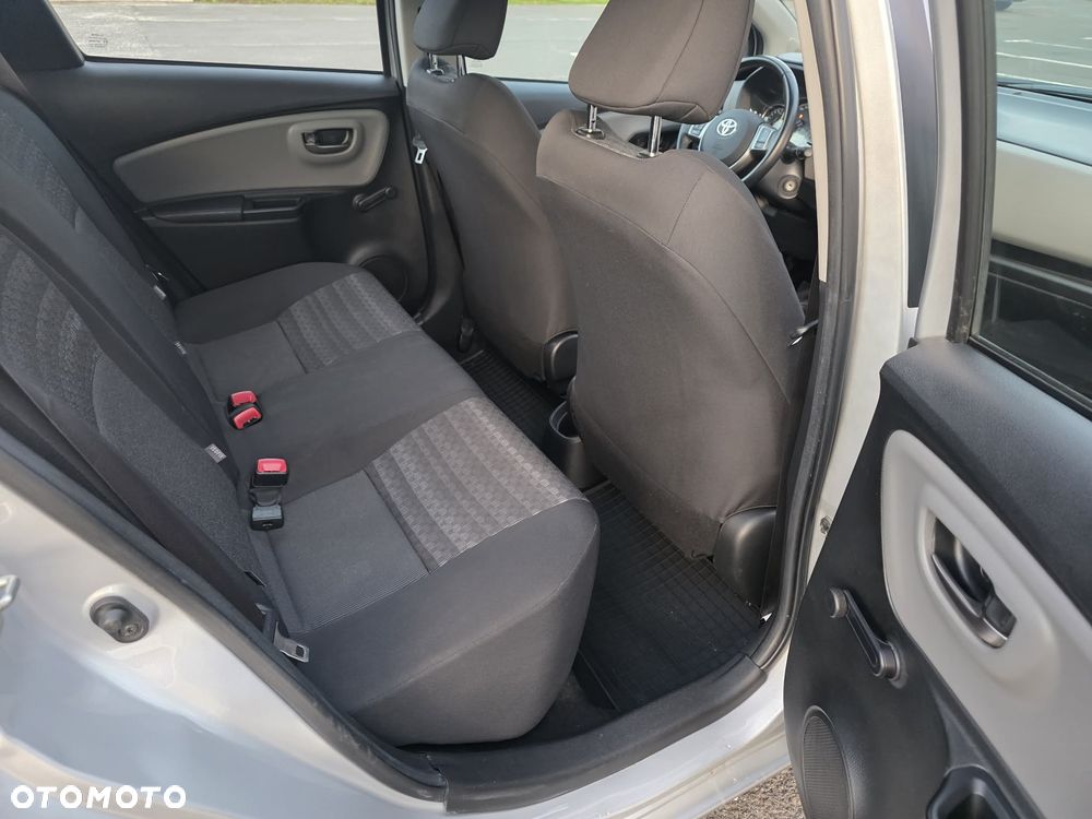 Toyota Yaris - 13