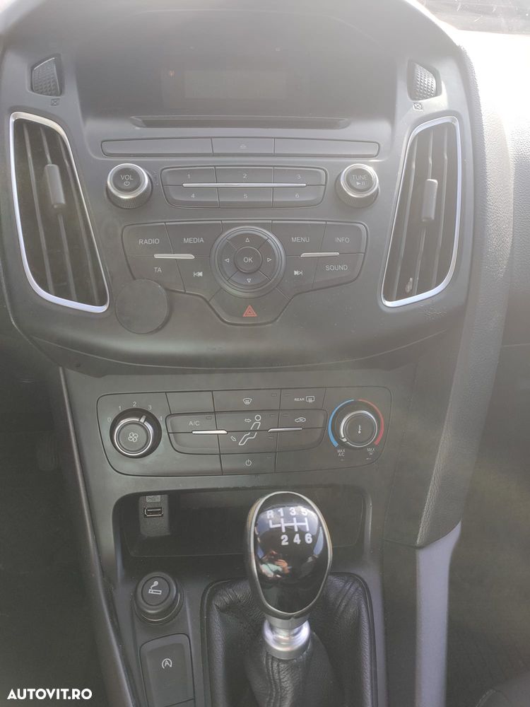 Ford Focus 1.5 TDCi ST-Line - 2