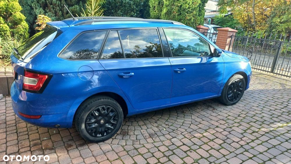 Skoda Fabia - 25
