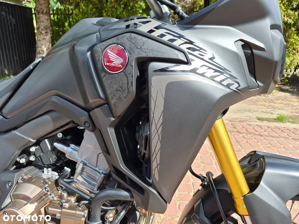 Honda CRF - 8