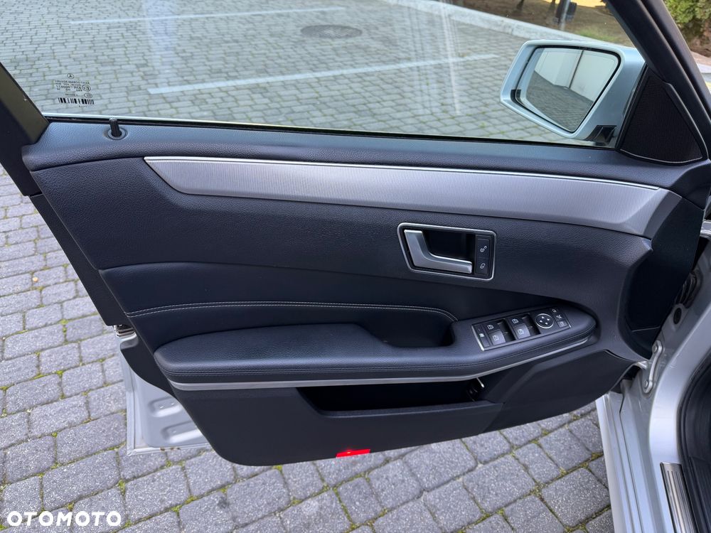 Mercedes-Benz Klasa E 220 CDI Automatik Avantgarde - 22