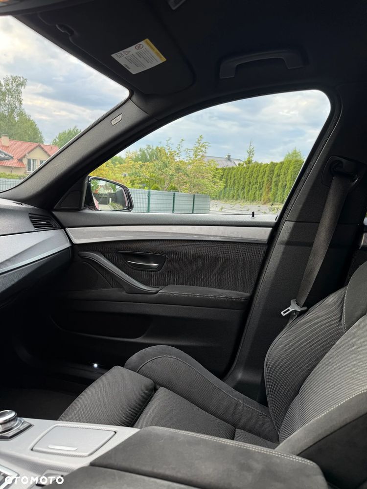 BMW Seria 5 520d - 15