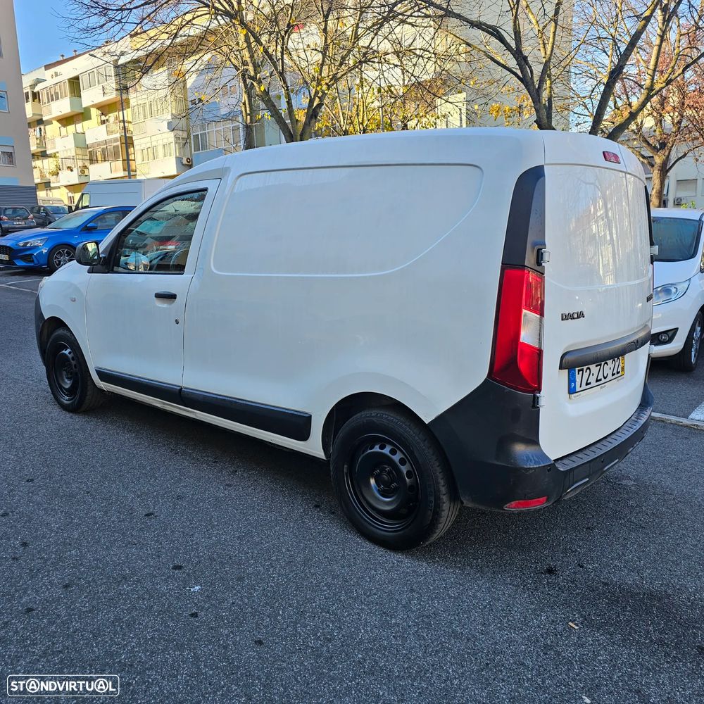 Dacia Dokker isótermica - 6