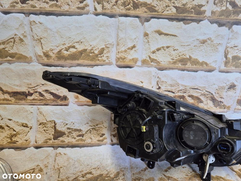 hyundai i40 17 lift zwykła lampa na h7 led lewa - 8