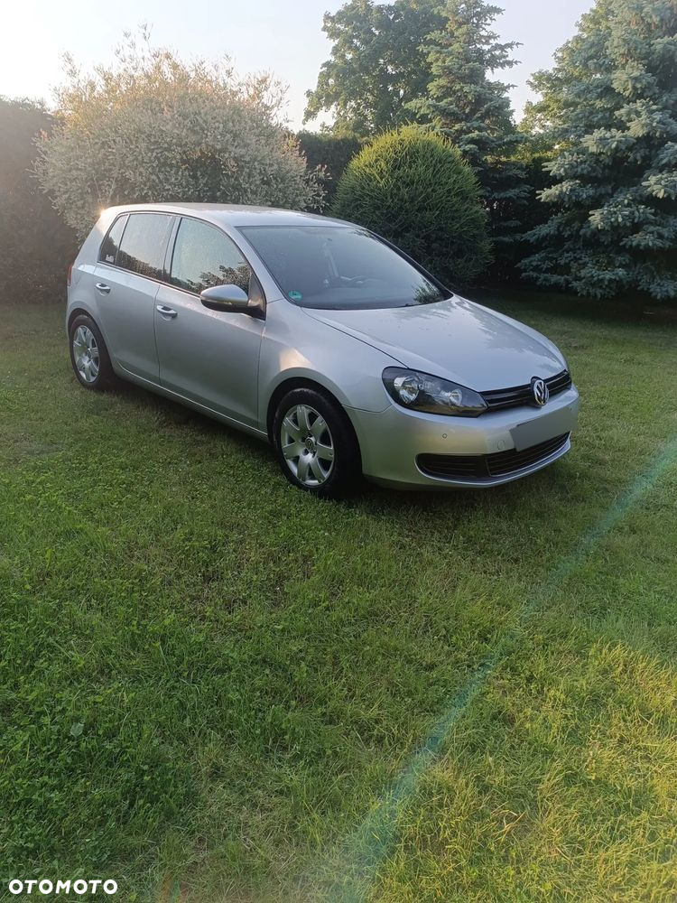 Volkswagen Golf - 2