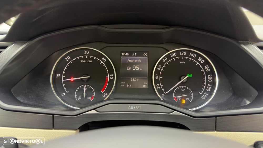 Skoda Superb Break 2.0 TDI Style DSG - 23