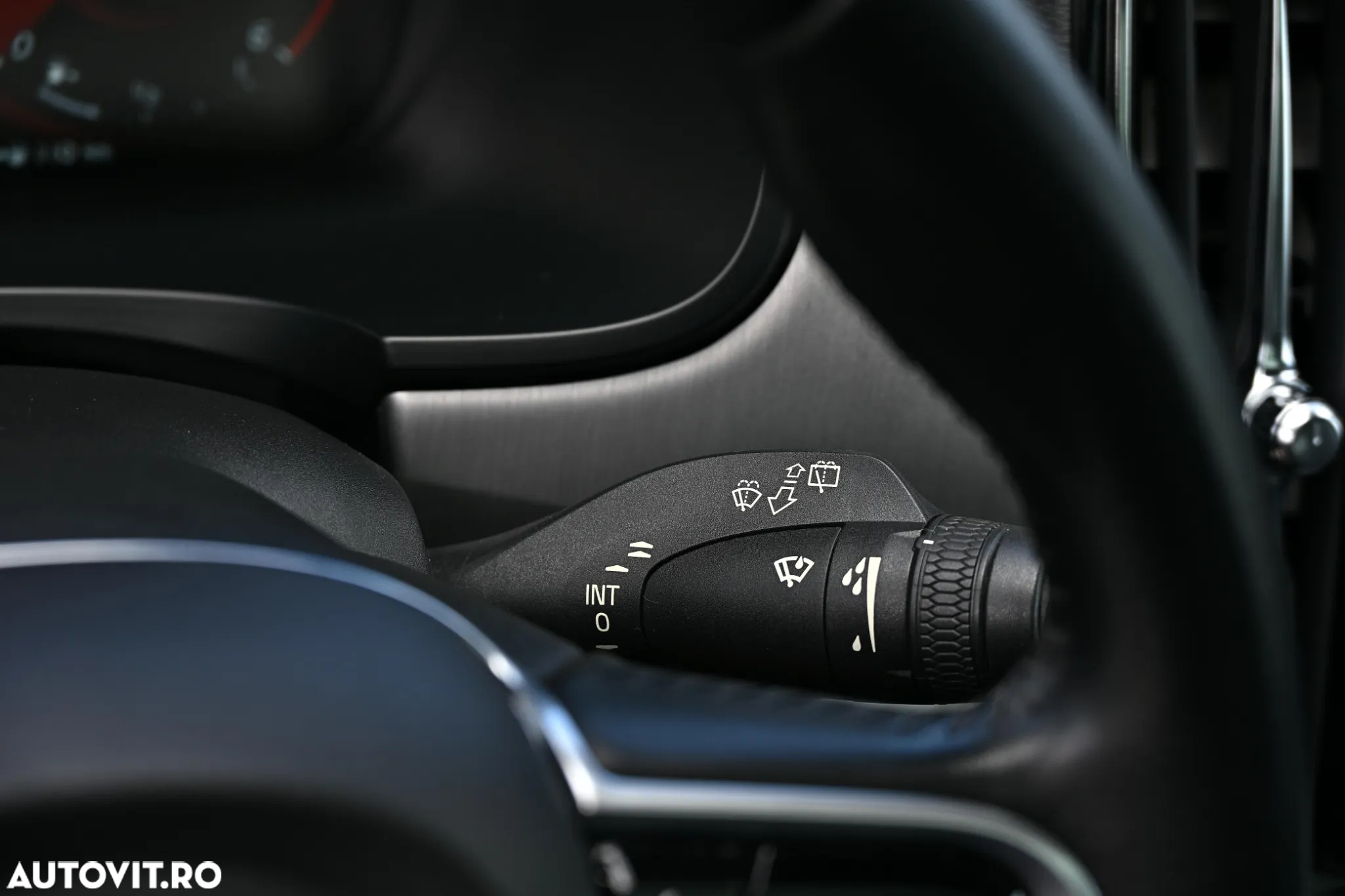 Volvo V90 D5 AWD Geartronic Momentum - 30