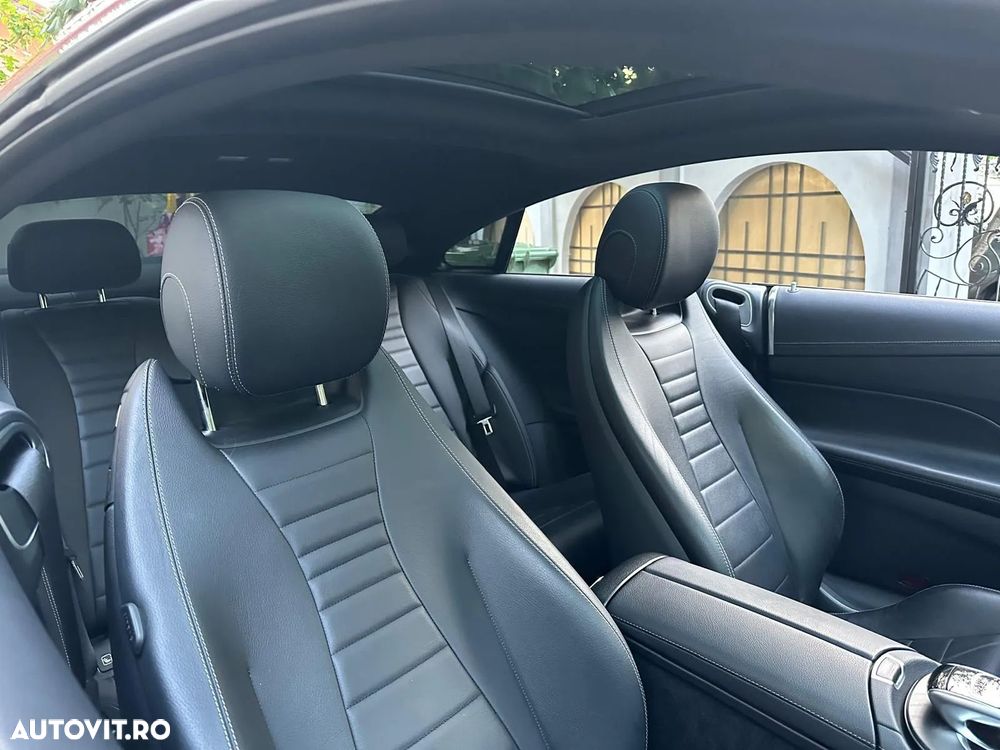 Mercedes-Benz E 220 d Coupe 9G-TRONIC AMG Line - 20