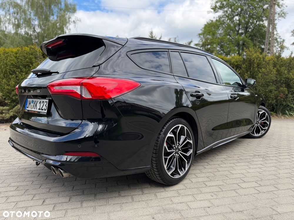 Ford Focus 1.5 EcoBlue Start-Stopp-System ST-LINE - 16