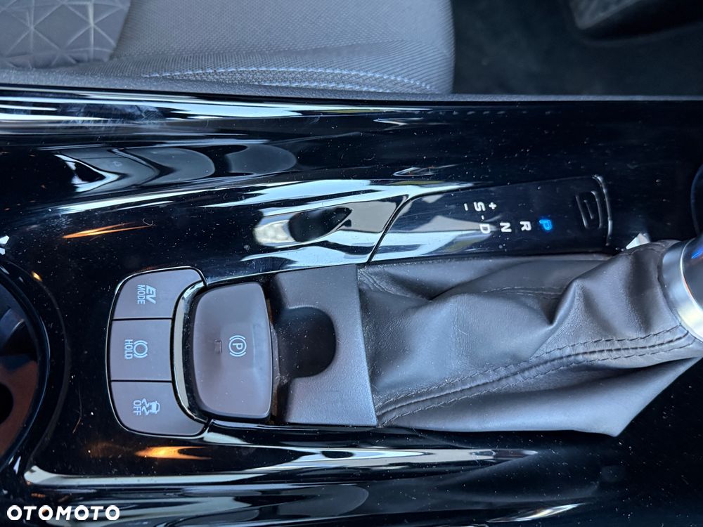 Toyota C-HR 2.0 Hybrid Style - 12