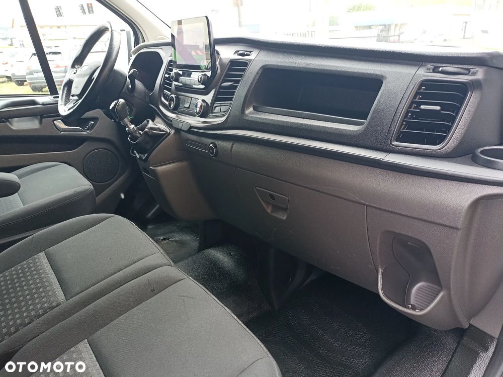 Ford TRANSIT CUSTOM - 15