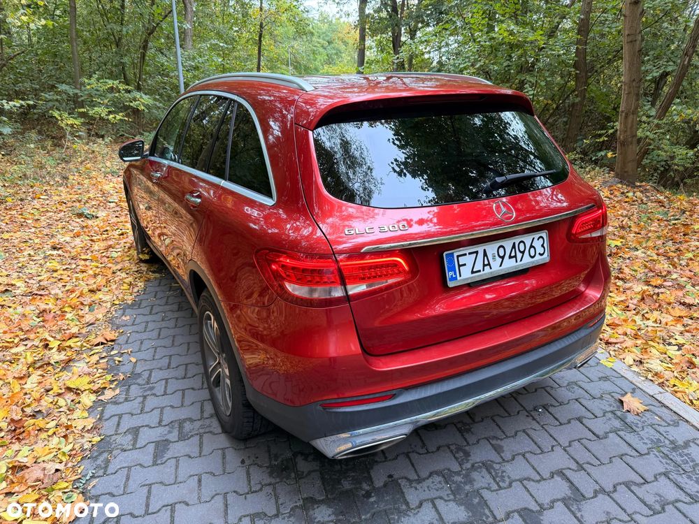 Mercedes-Benz GLC 300 4-Matic - 7