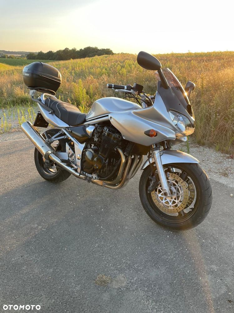 Suzuki GSX - 2