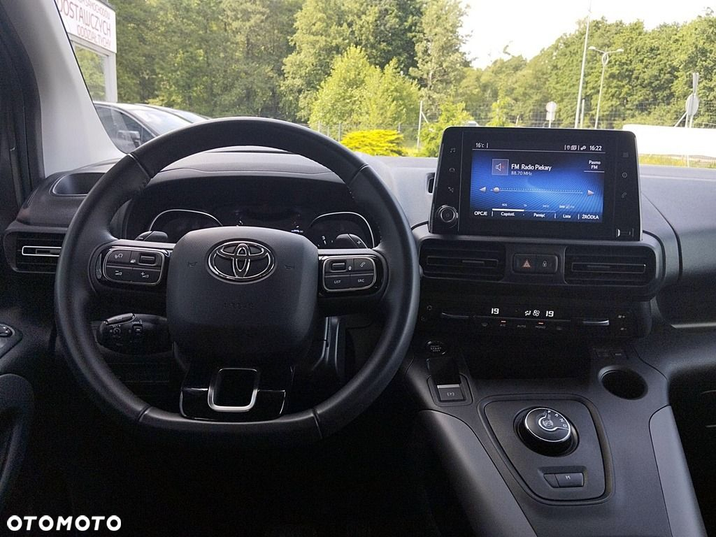 Toyota Proace City Verso 1.2 D-4T Family - 10
