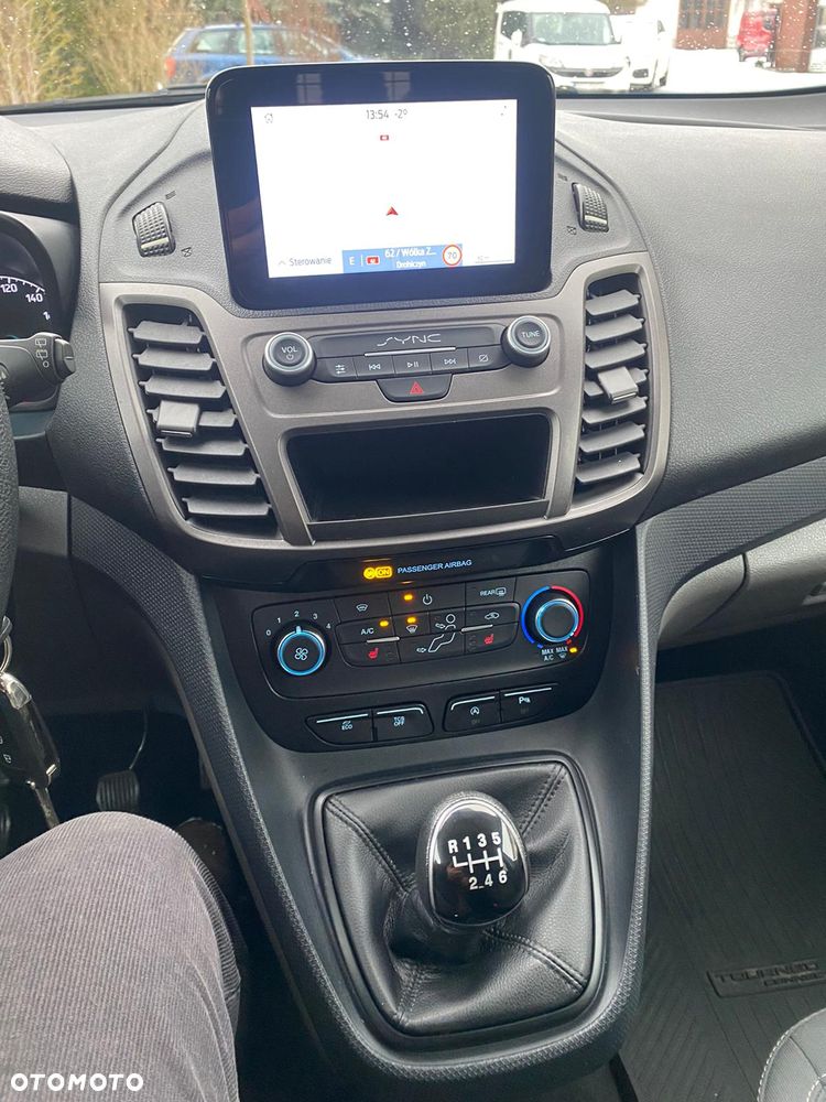 Ford Transit Connect - 9