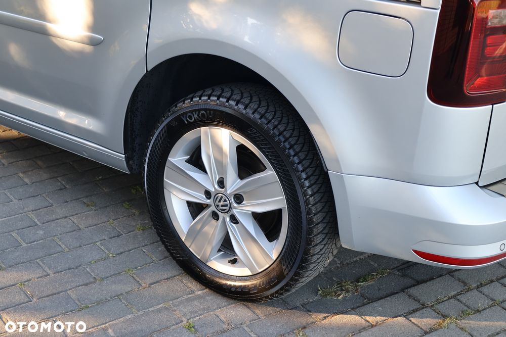 Volkswagen Caddy 2.0 TDI Comfortline DSG - 17
